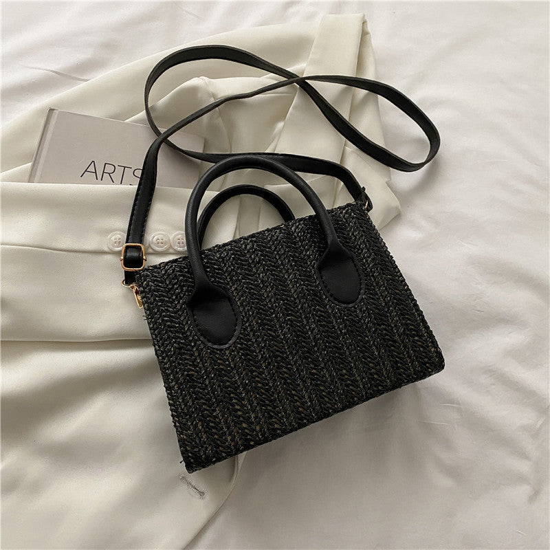 Fashionable Retro Simple Shoulder Bag