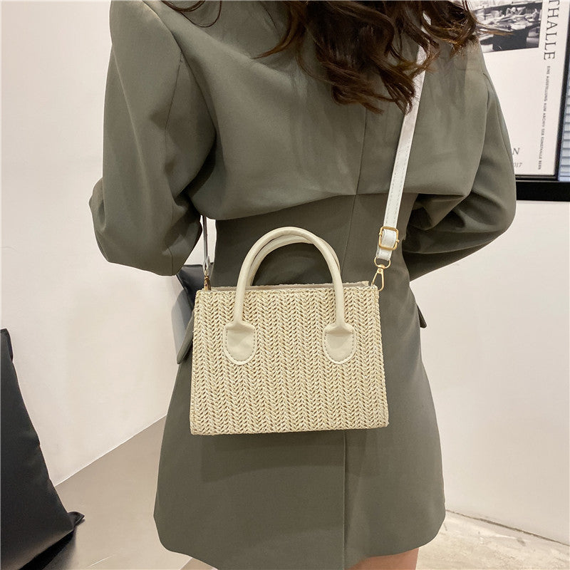 Fashionable Retro Simple Shoulder Bag