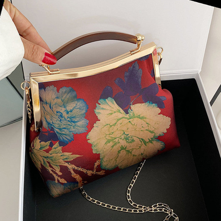 Portable Clip Female Chinese Style Peony Middle-aged Crossbody Bag