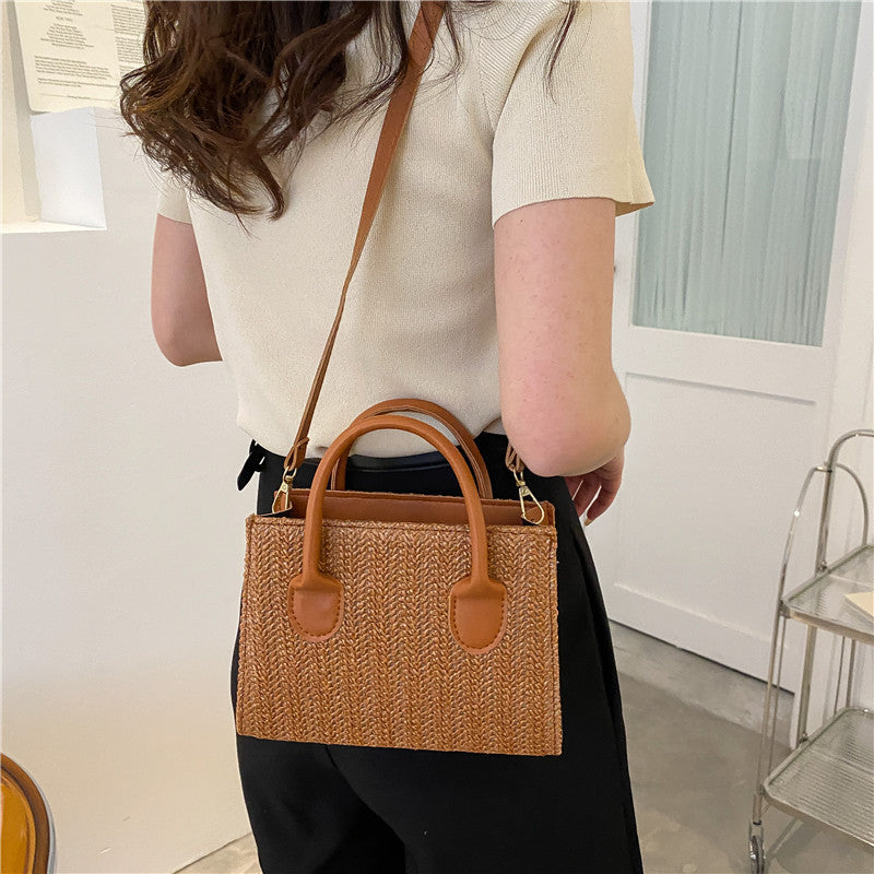 Fashionable Retro Simple Shoulder Bag